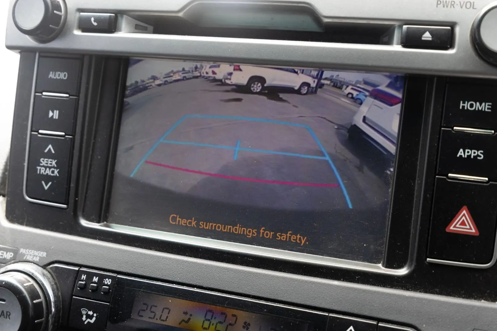 2015 Toyota Landcruiser Prado Gallery Image 15