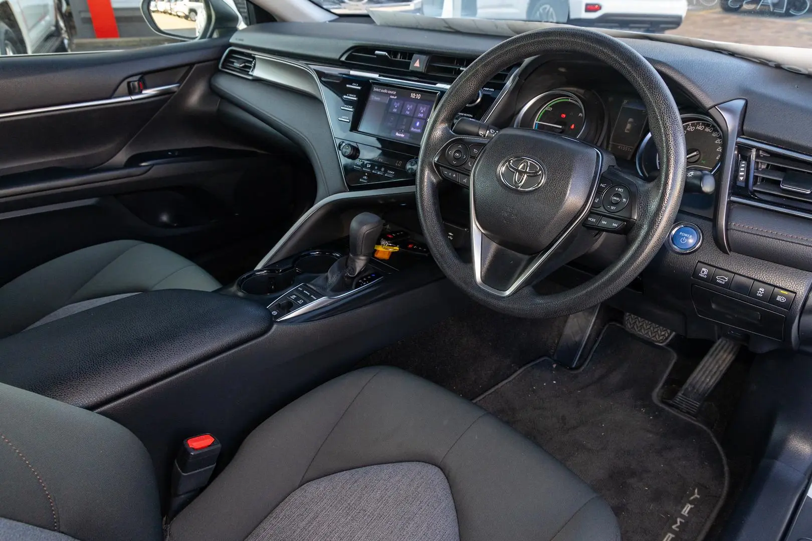 2020 Toyota Camry Gallery Image 5