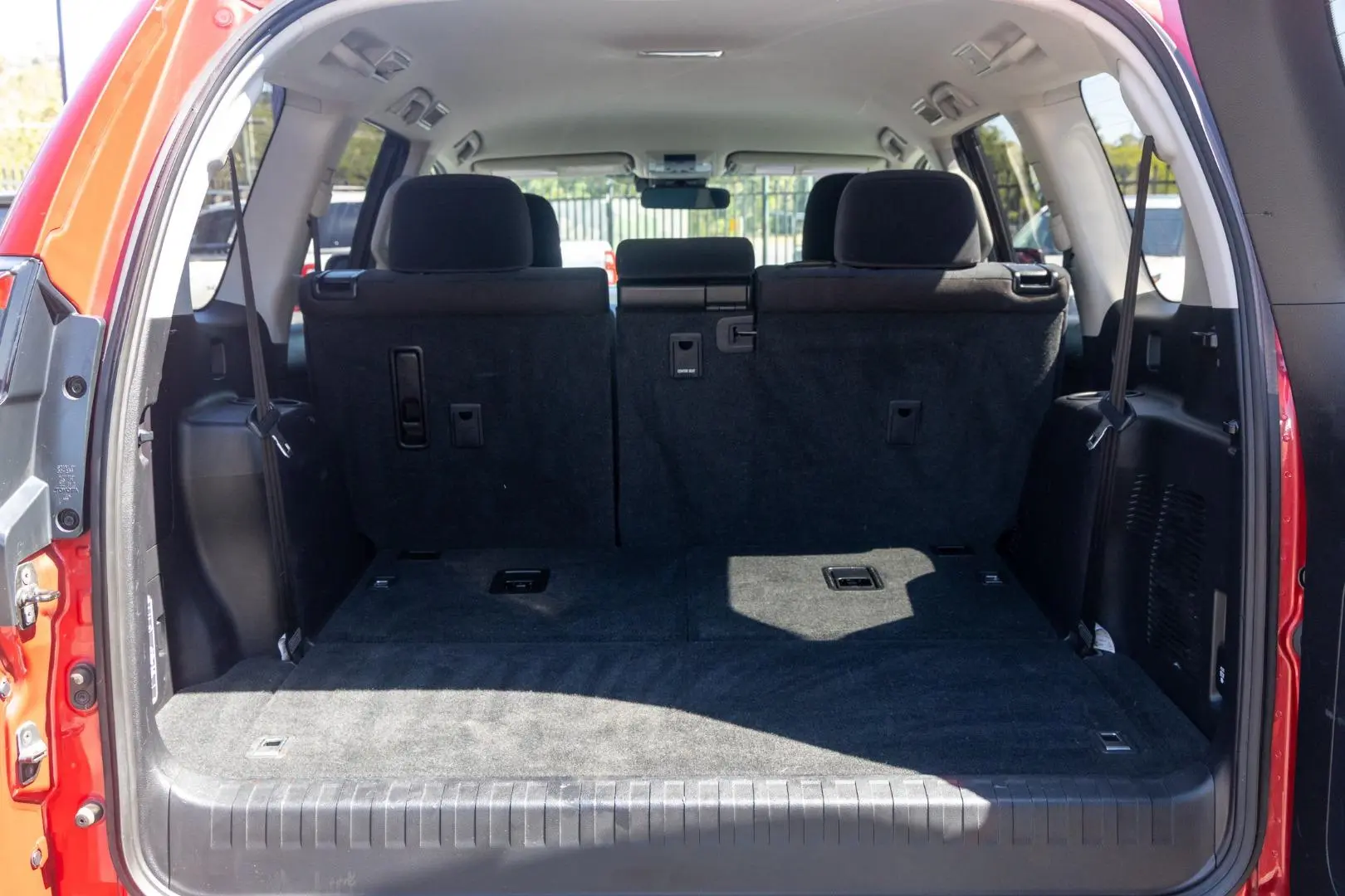 2021 Toyota Landcruiser Prado Gallery Image 19