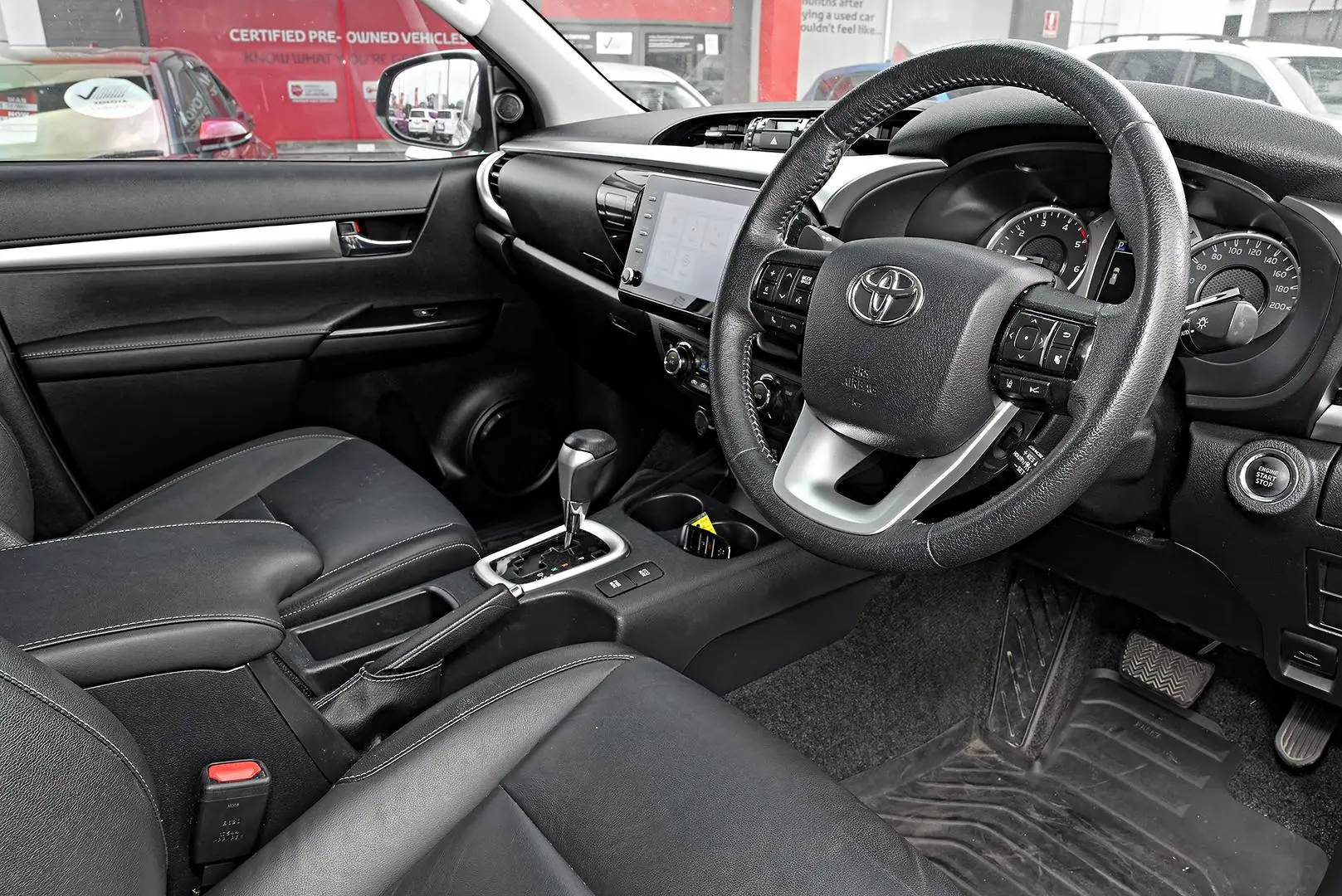 2021 Toyota Hilux Gallery Image 7