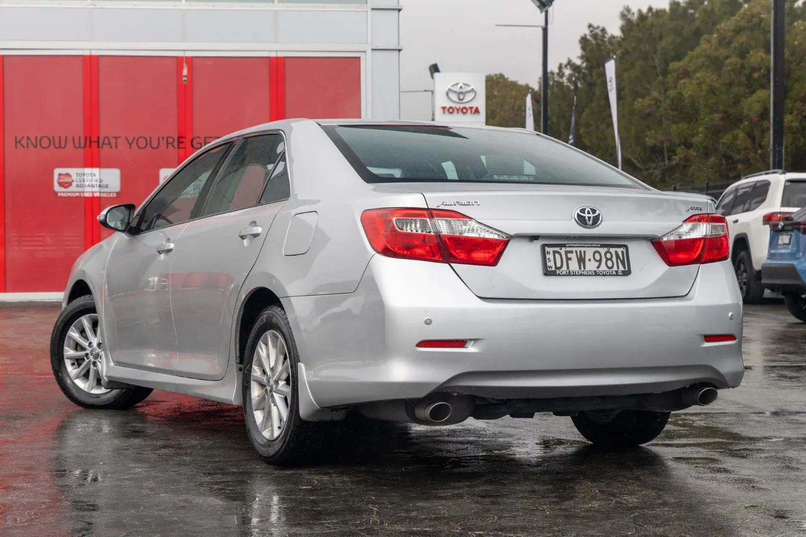 2016 Toyota Aurion Gallery Image 2