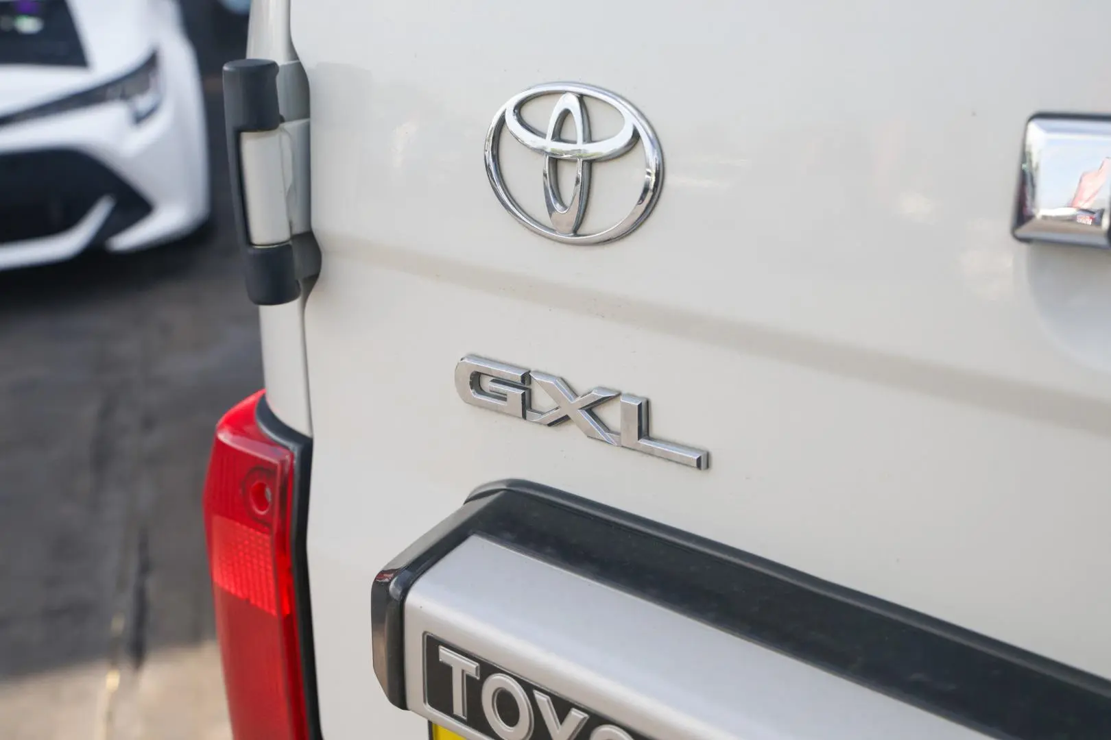 2013 Toyota Landcruiser Gallery Image 19