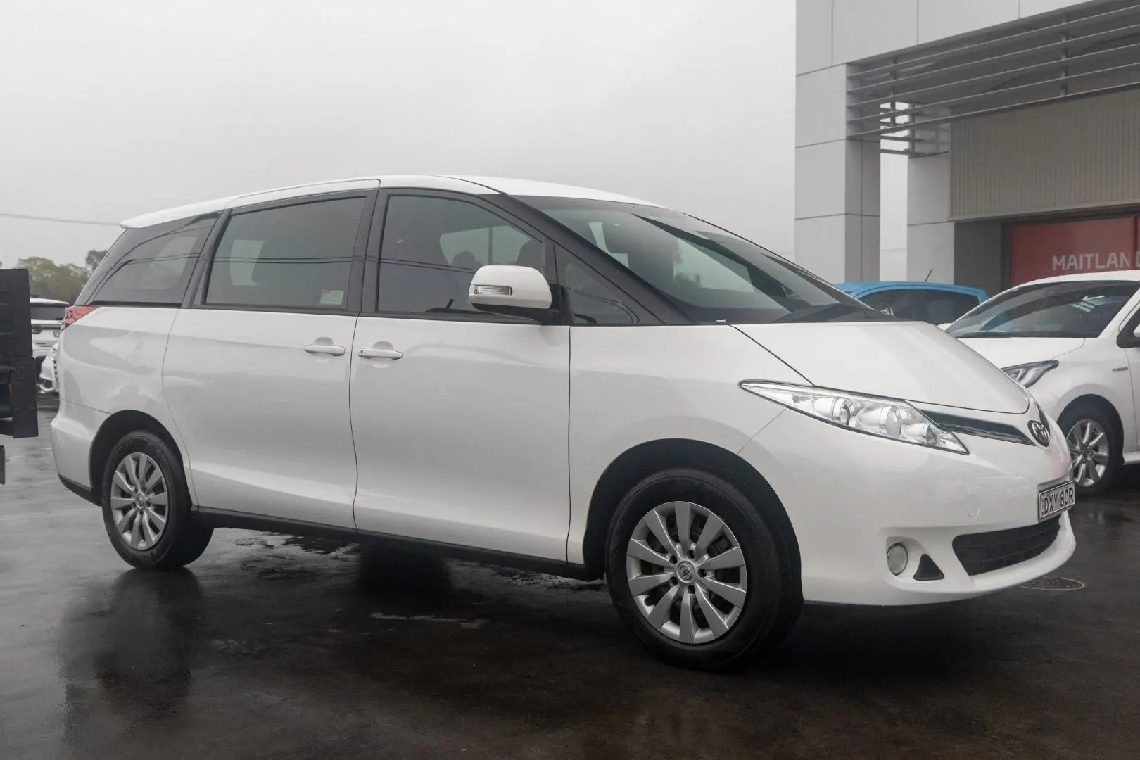 2018 Toyota Tarago Gallery Image 3