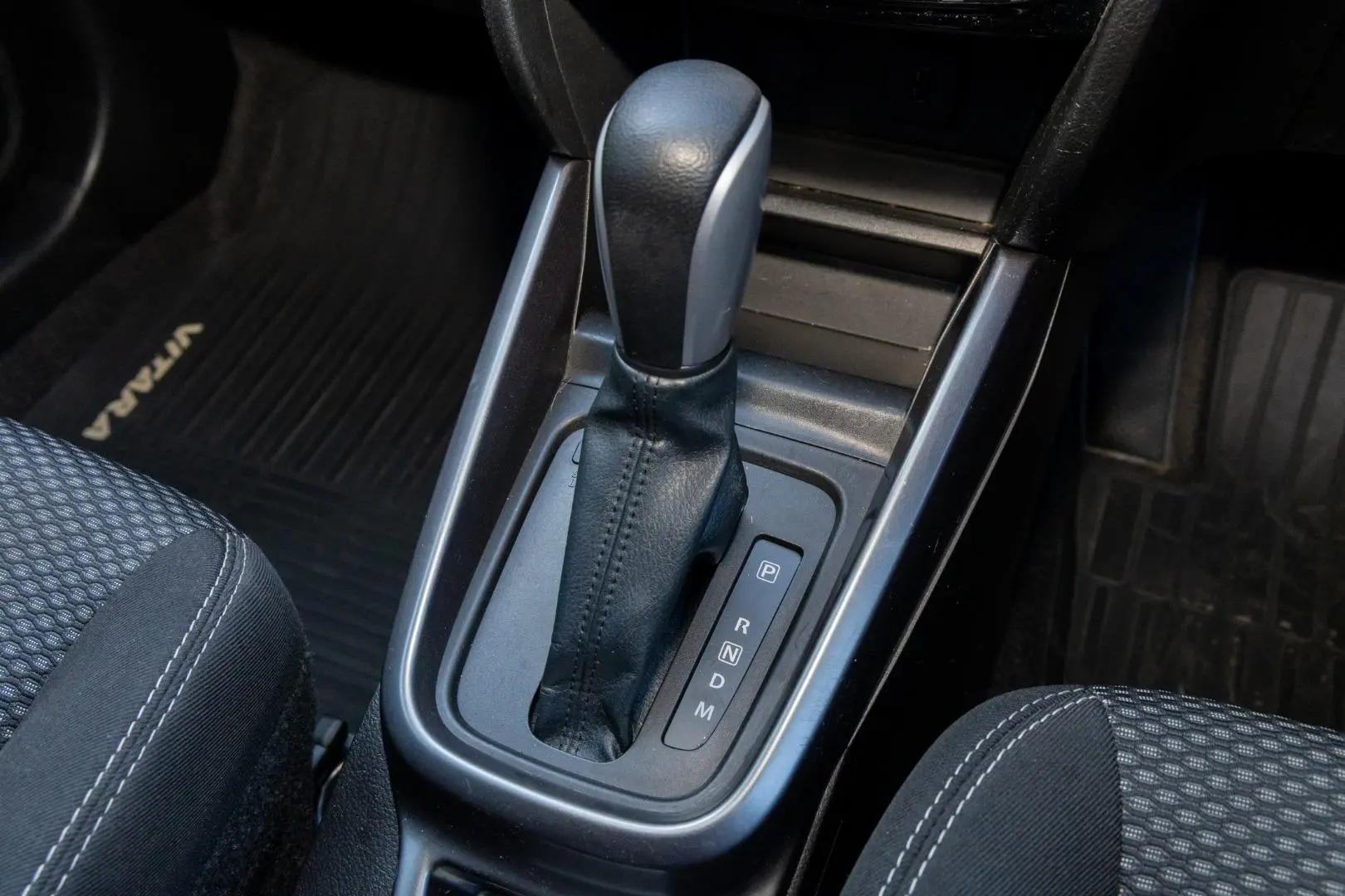 2021 Suzuki Vitara Gallery Image 17