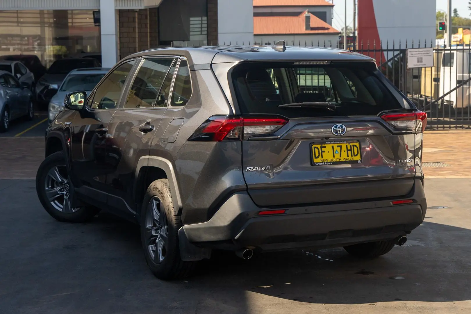 2022 Toyota RAV4 Gallery Image 2