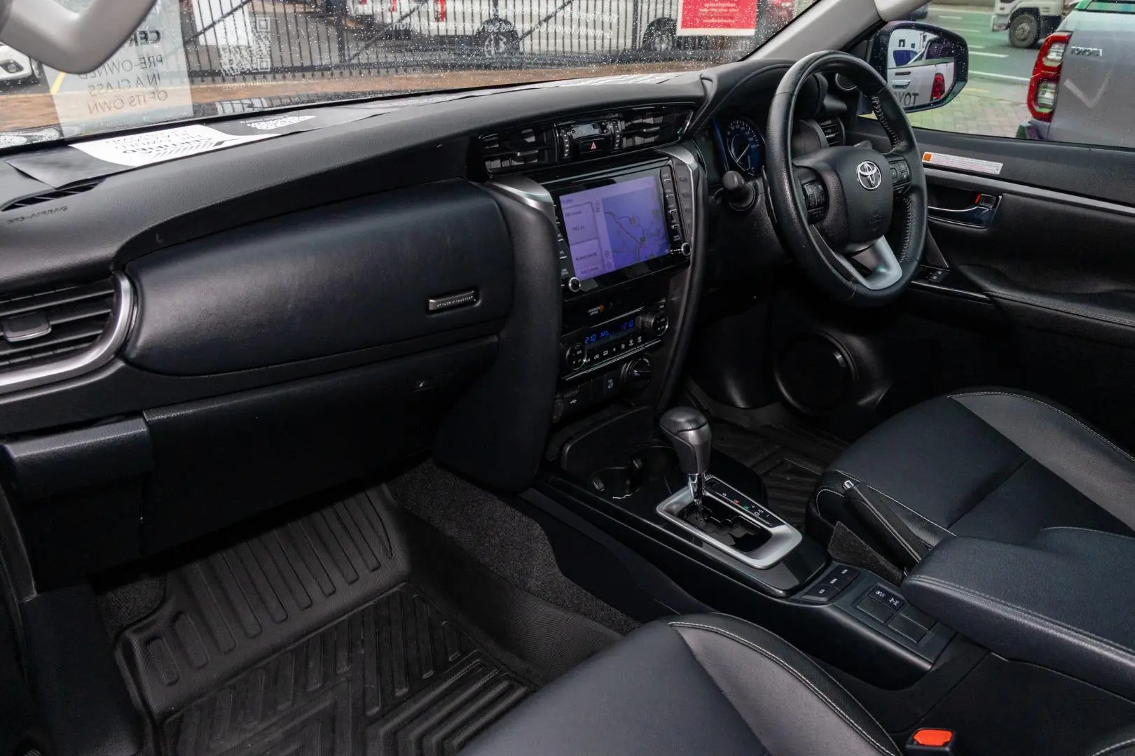 2023 Toyota Fortuner Gallery Image 8