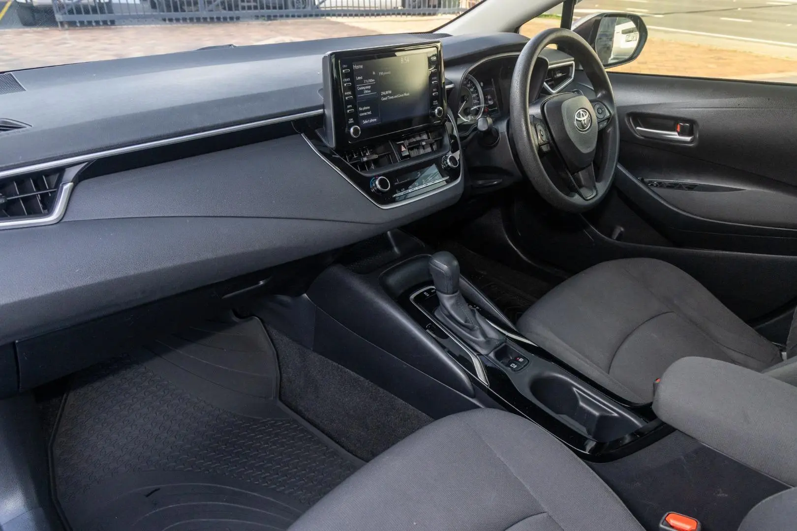 2020 Toyota Corolla Gallery Image 8