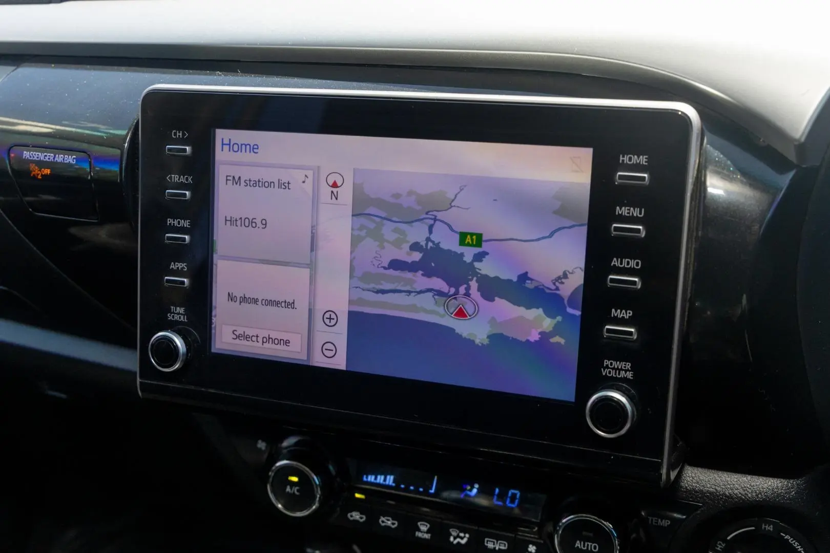 2021 Toyota Hilux Gallery Image 14