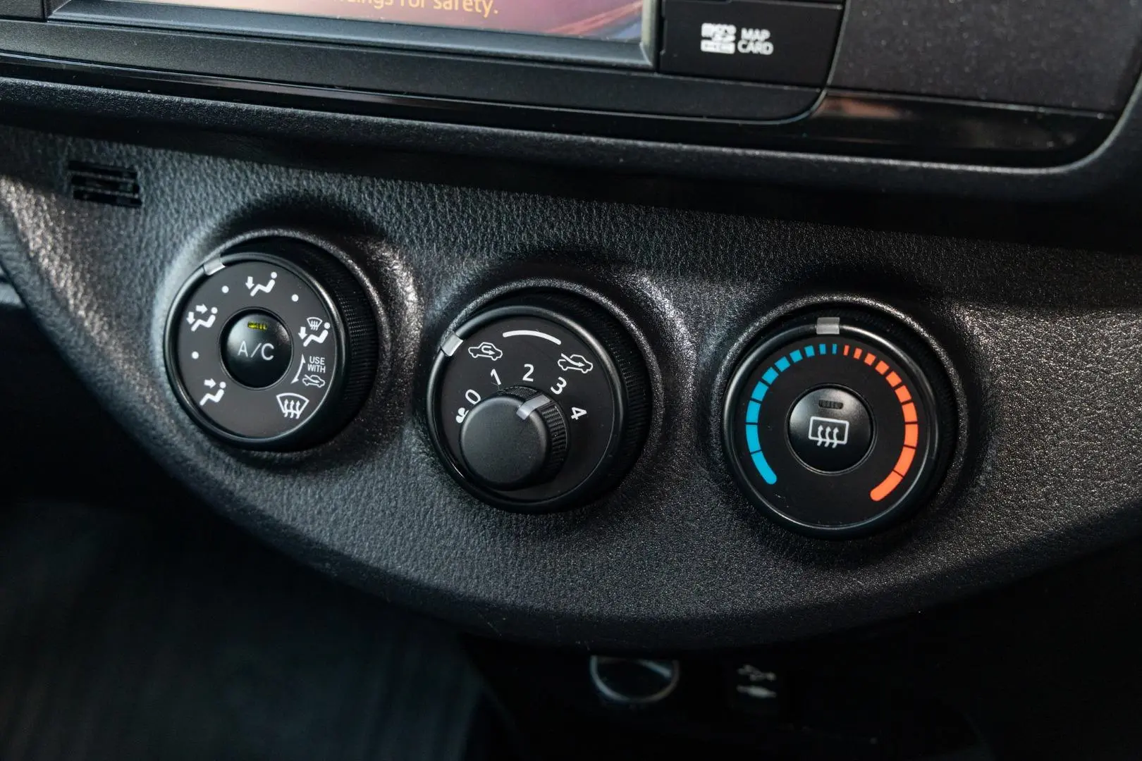 2018 Toyota Yaris Gallery Image 16