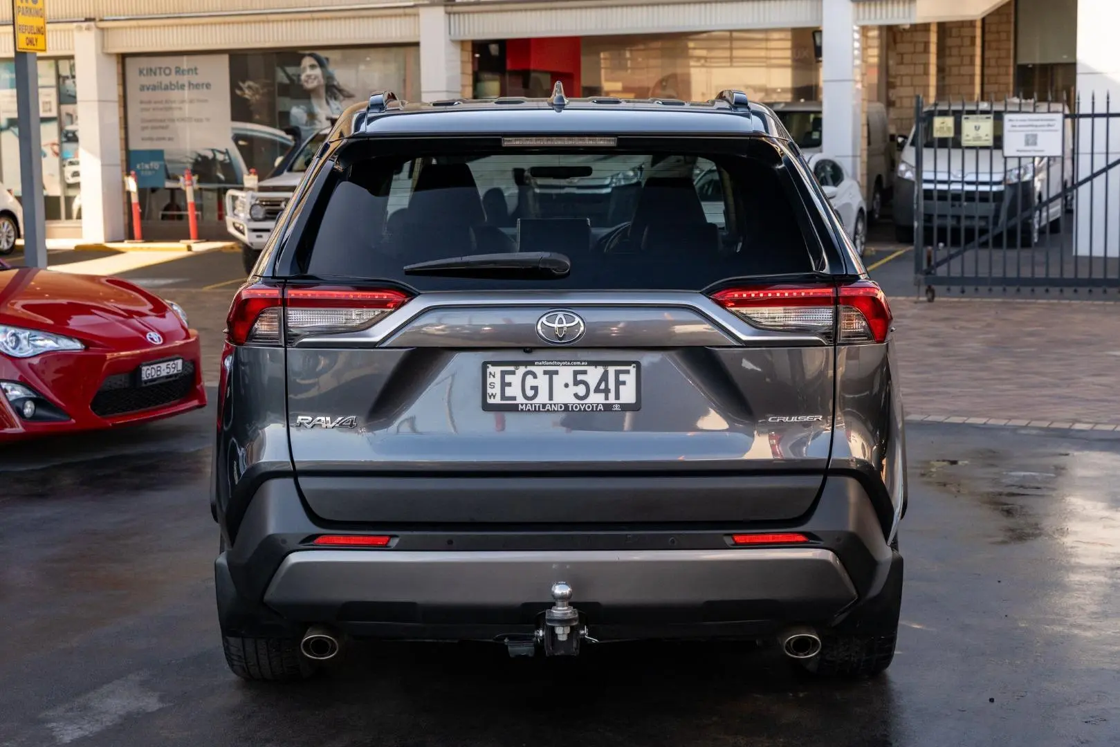 2020 Toyota RAV4 Gallery Image 5