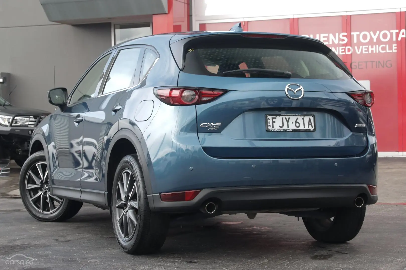 2017 Mazda CX-5 Image 2