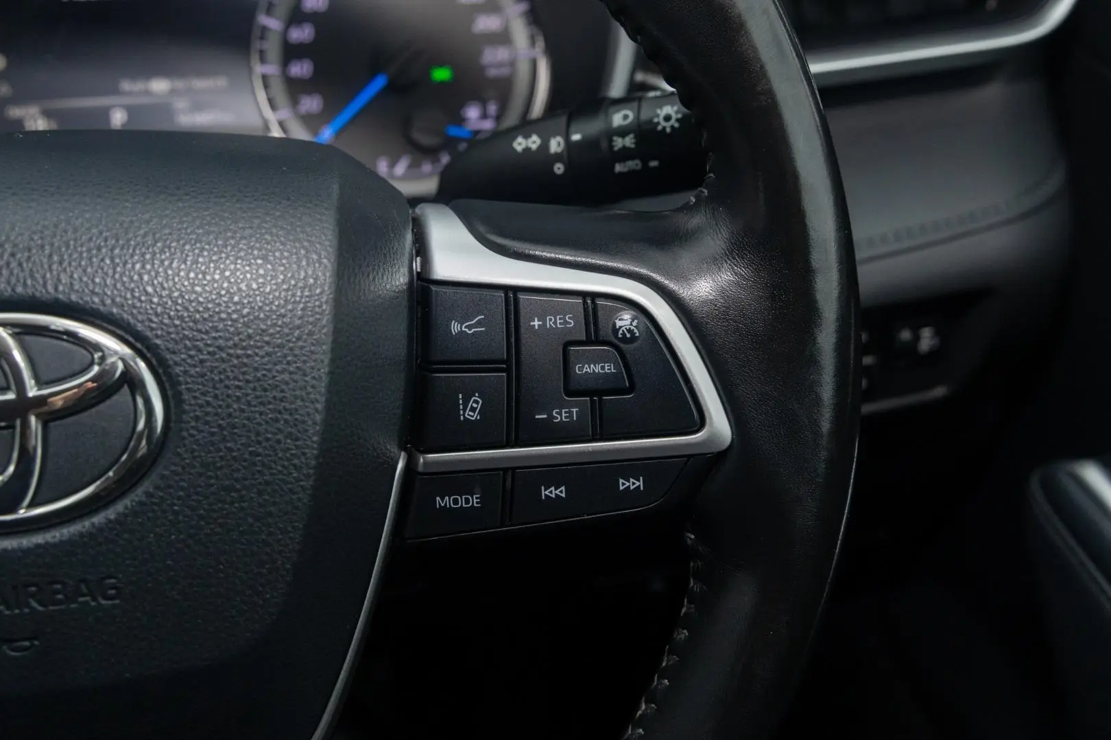 2023 Toyota Kluger Gallery Image 12