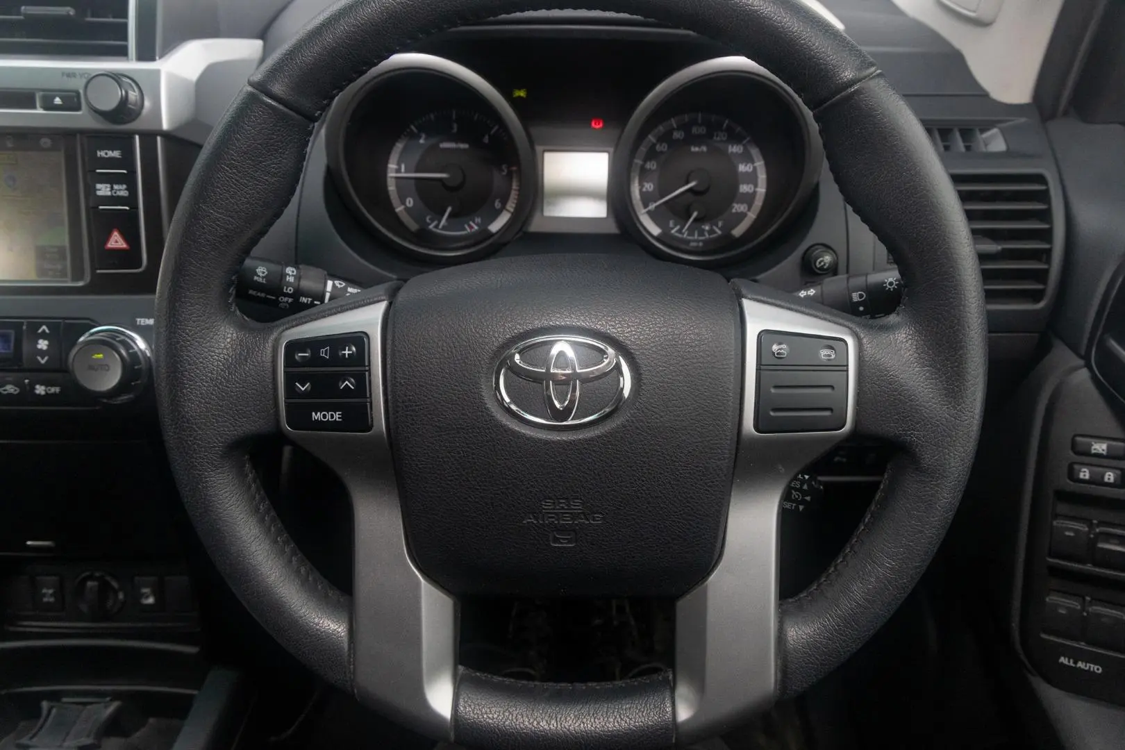 2017 Toyota Landcruiser Prado Gallery Image 10