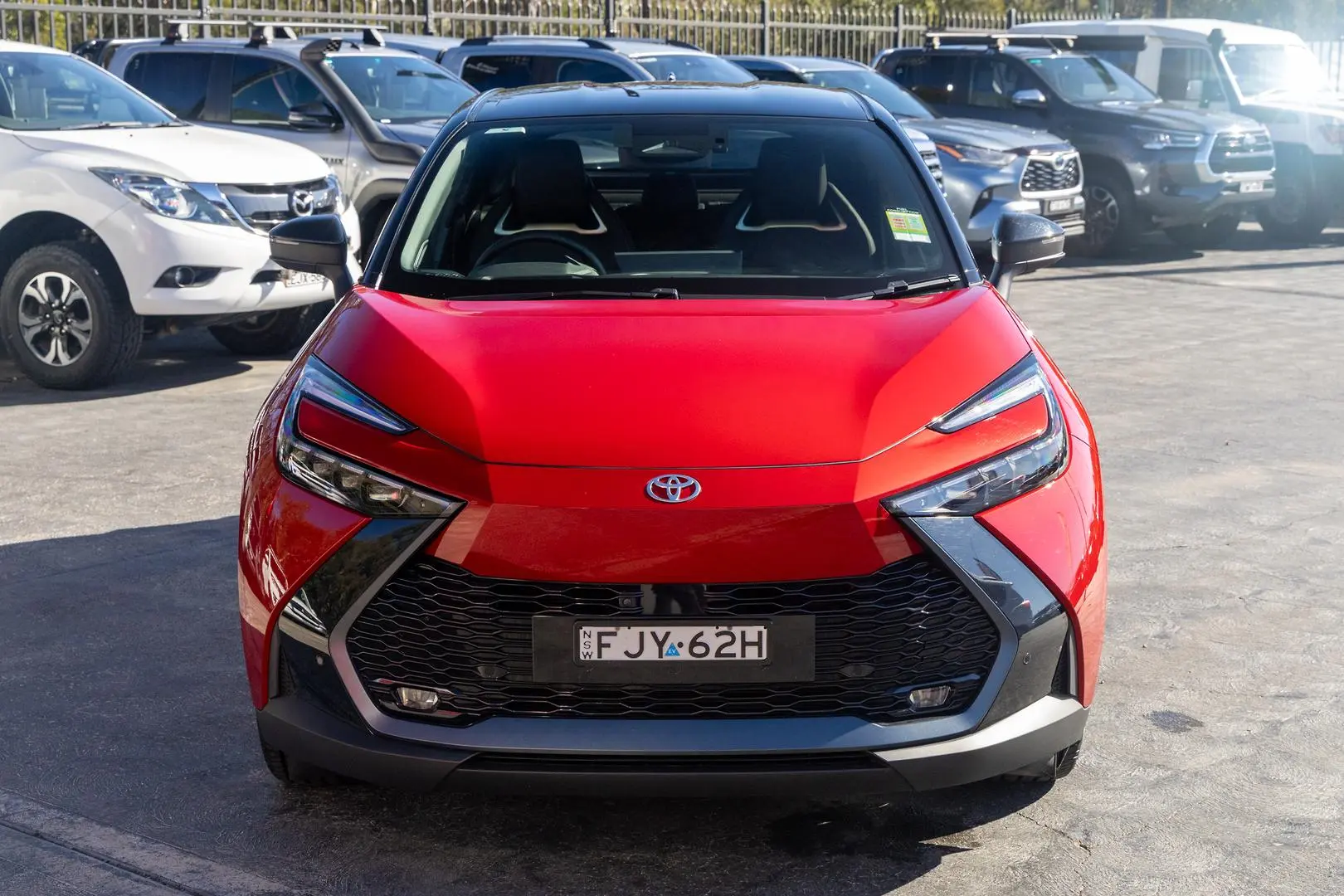 2023 Toyota C-HR Gallery Image 4