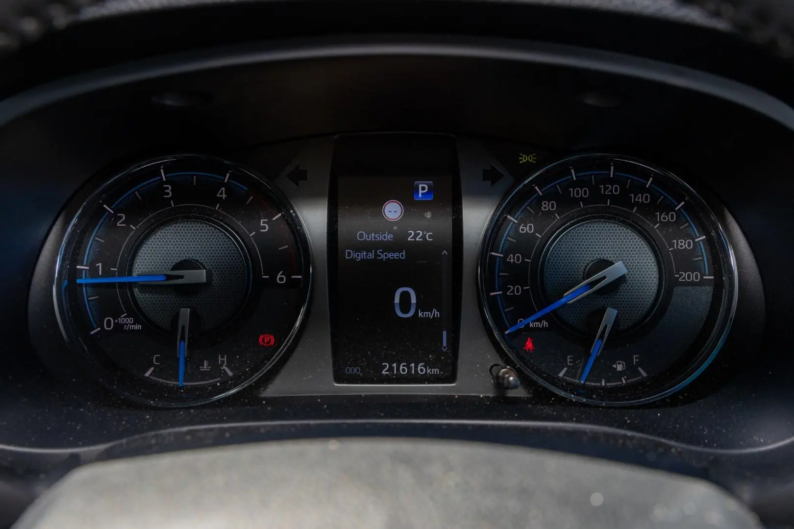 2024 Toyota Hilux Gallery Image 13