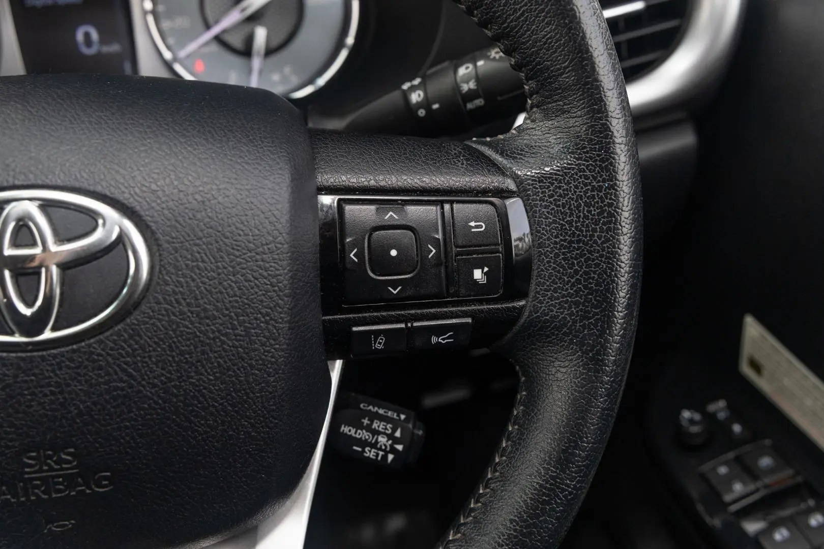 2020 Toyota Hilux Gallery Image 12
