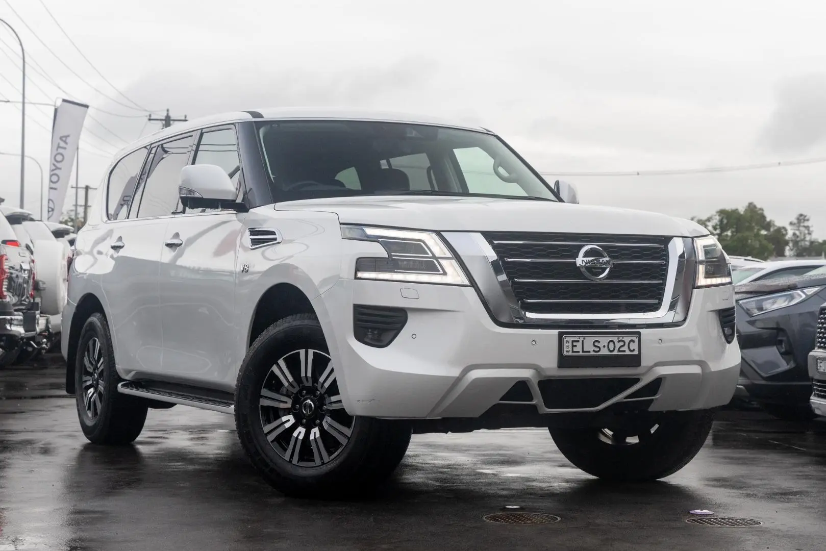 2020 Nissan Patrol Gallery Image 1