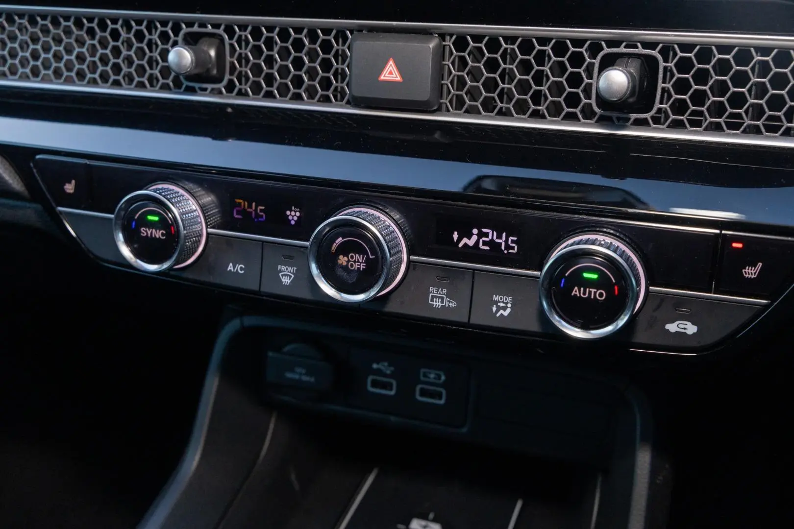 2023 Honda Civic Gallery Image 16