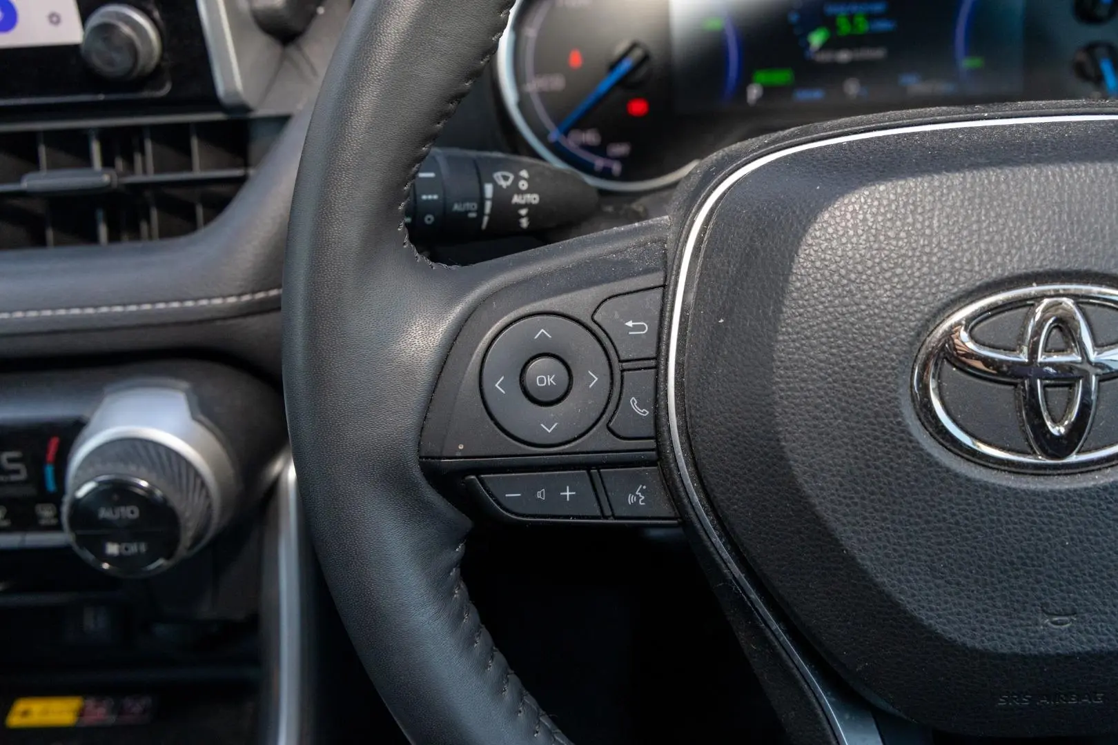 2024 Toyota RAV4 Gallery Image 11
