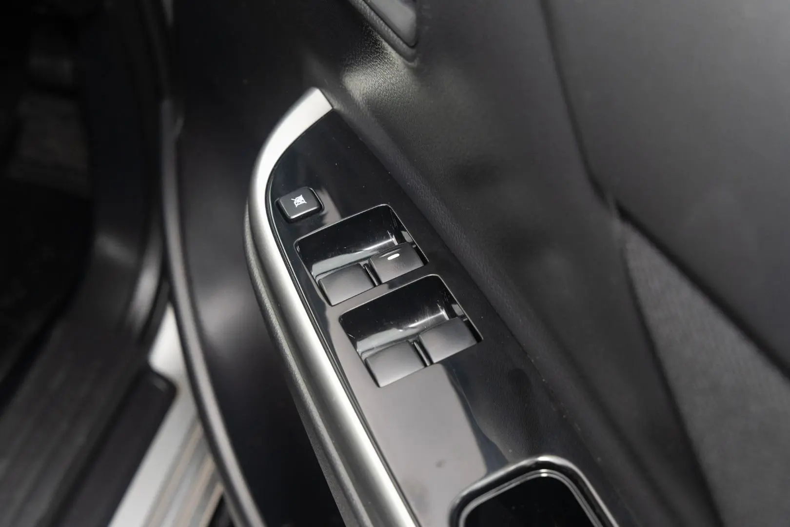 2023 Mitsubishi Triton Gallery Image 17