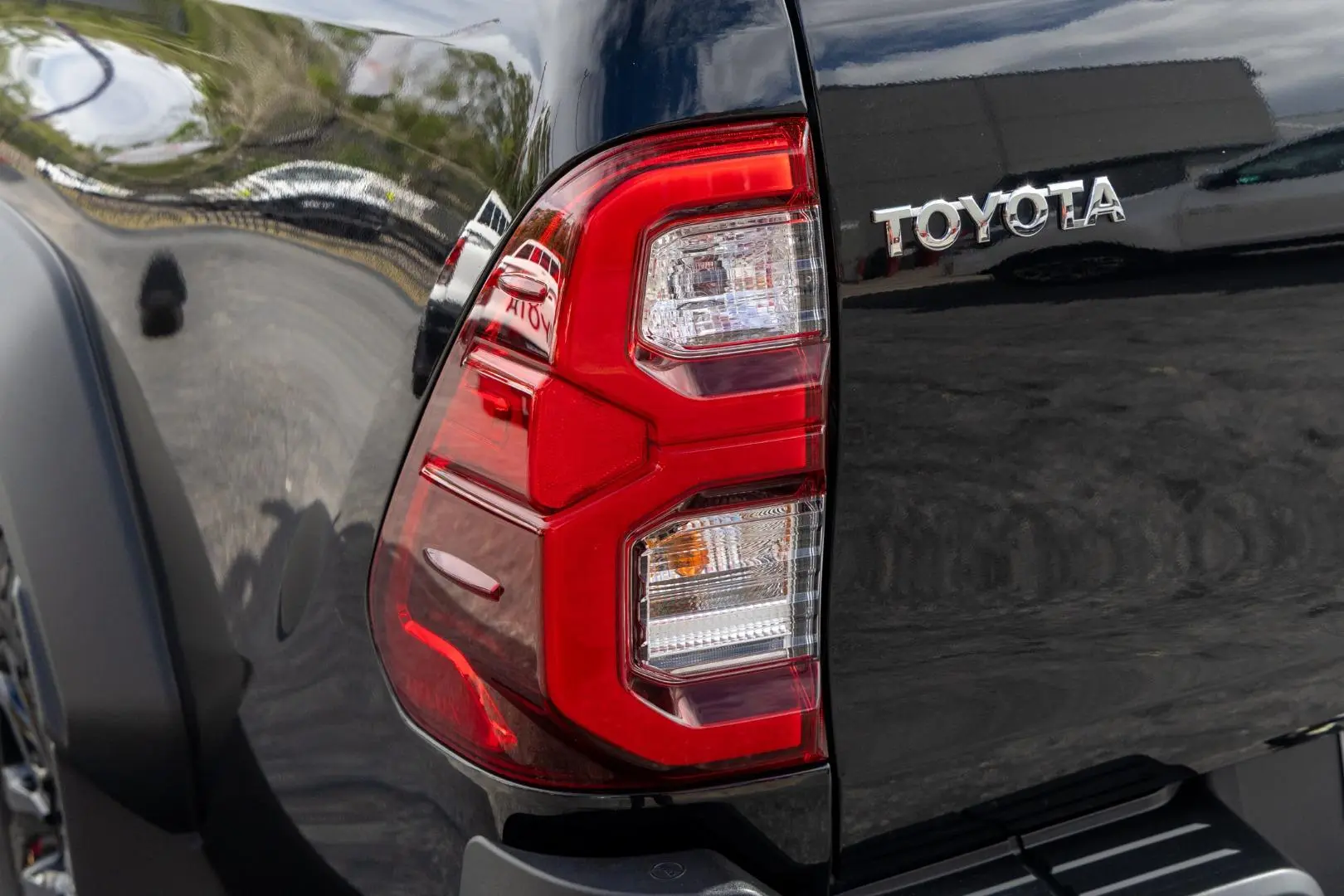 2024 Toyota Hilux Gallery Image 20