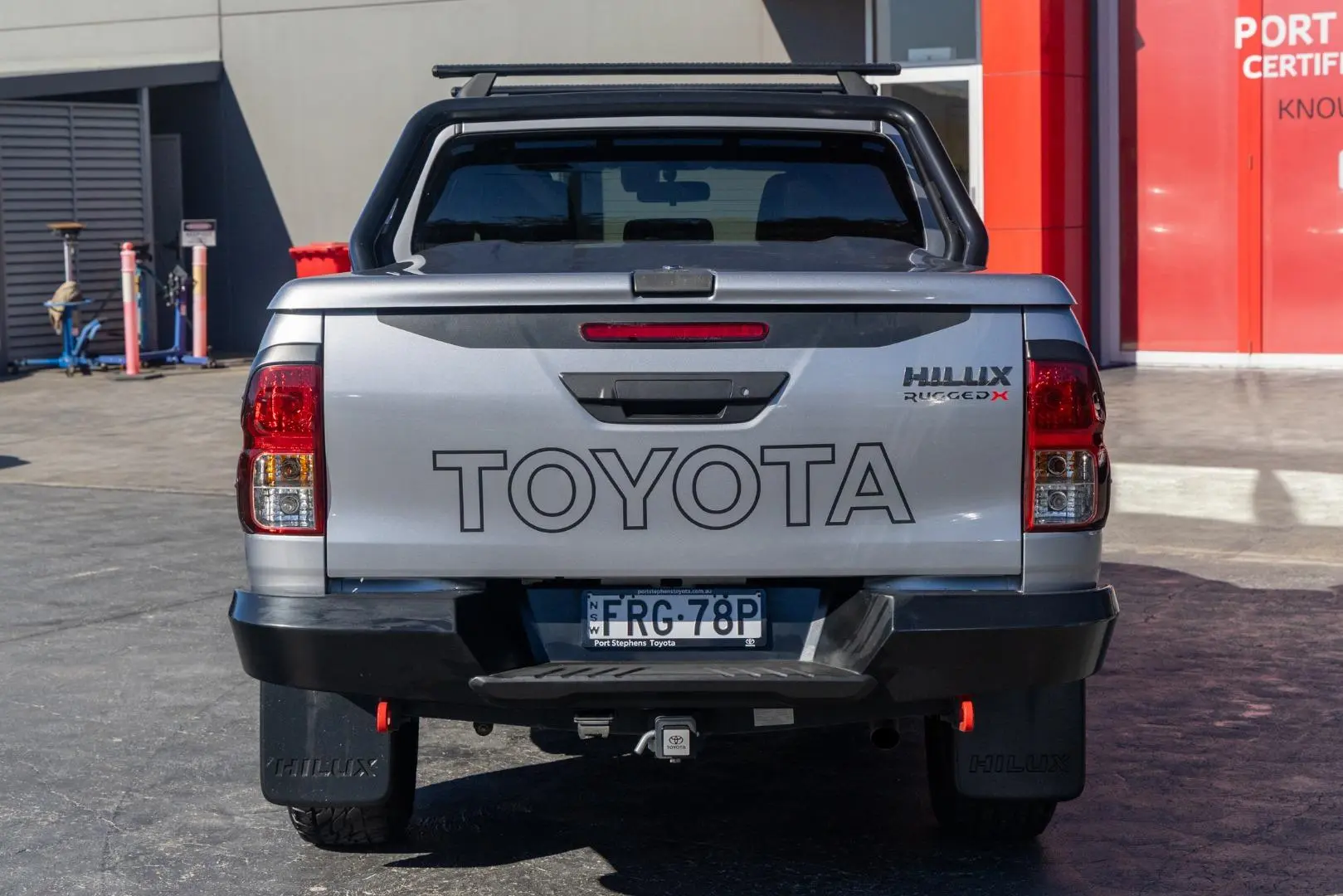 2019 Toyota Hilux Gallery Image 5