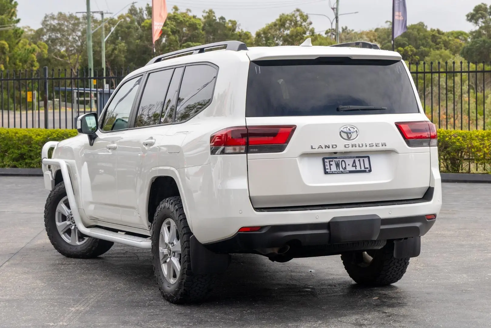 2022 Toyota Landcruiser Gallery Image 2