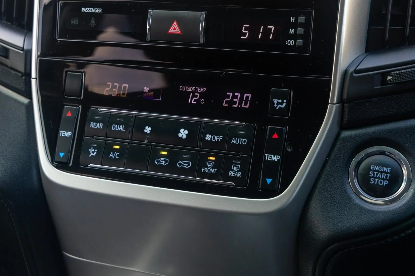 2019 Toyota Landcruiser Gallery Image 16