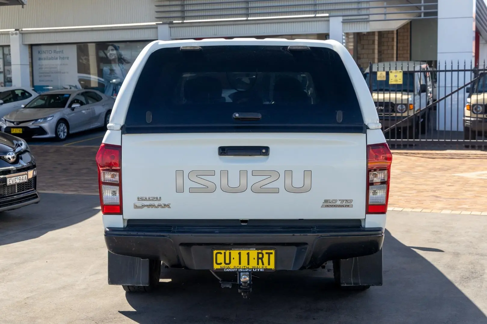 2019 Isuzu D-MAX Gallery Image 5