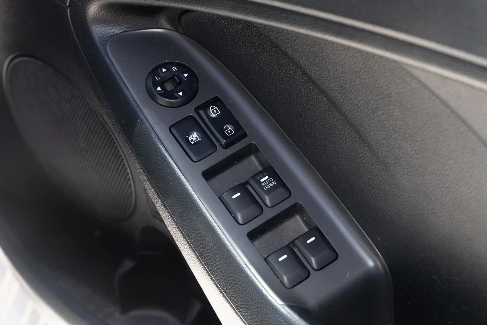 2017 Kia Cerato Gallery Image 18