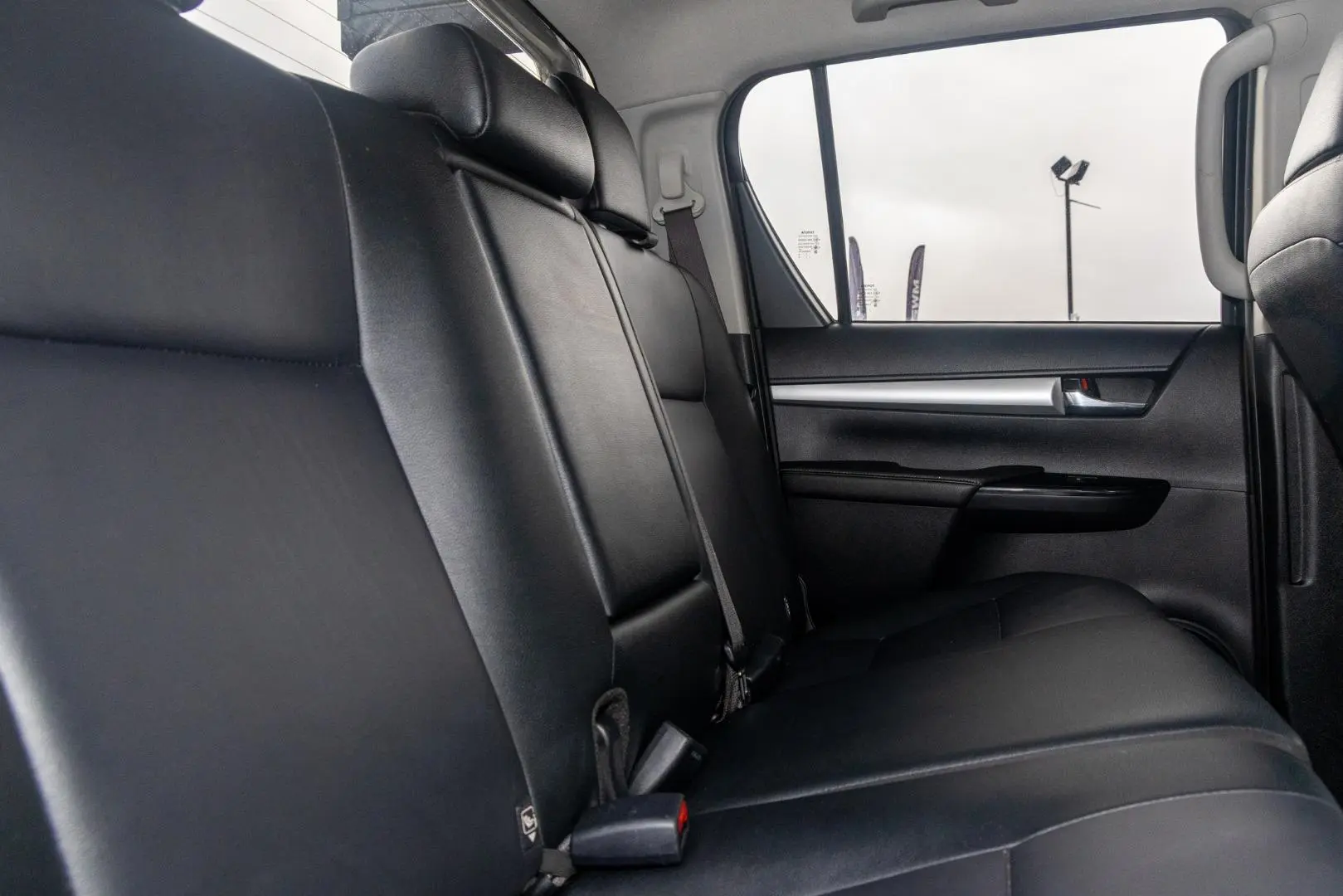 2020 Toyota Hilux Gallery Image 9