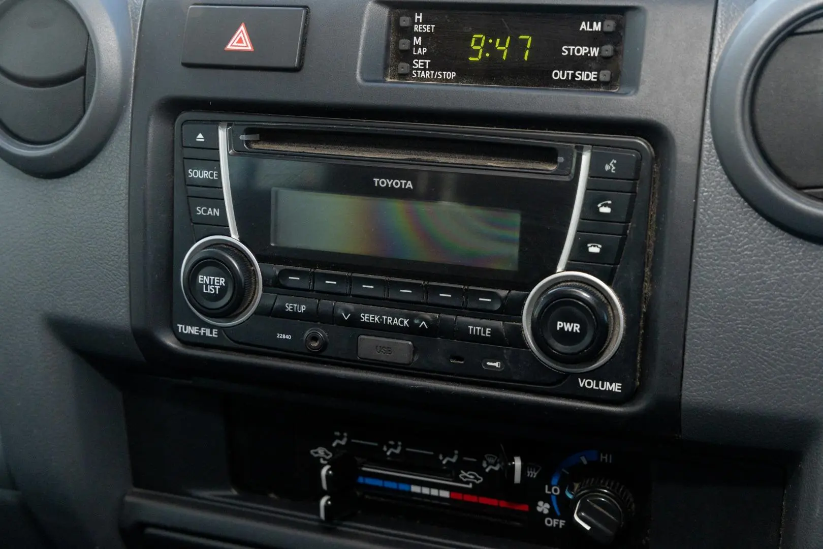 2017 Toyota Landcruiser Gallery Image 14