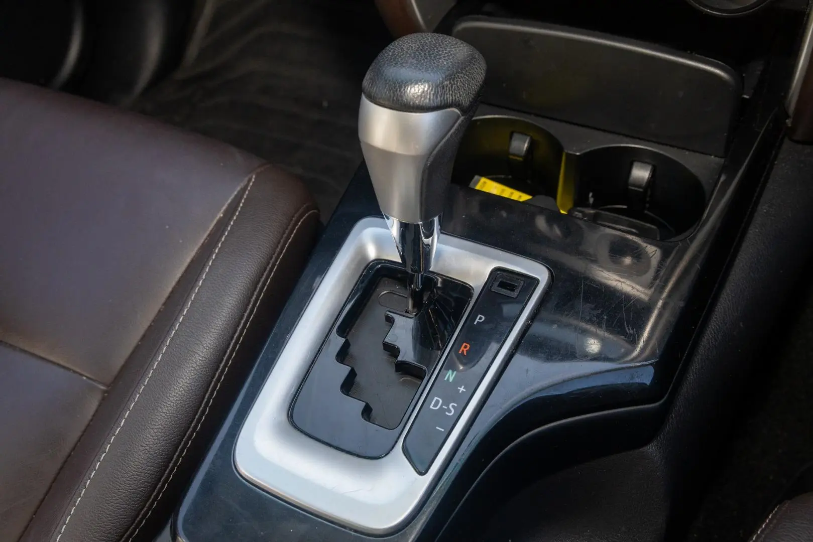 2019 Toyota Fortuner Gallery Image 17