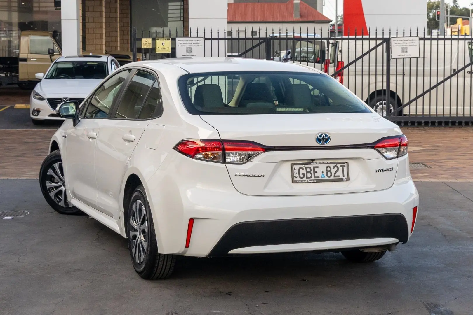 2020 Toyota Corolla Gallery Image 2