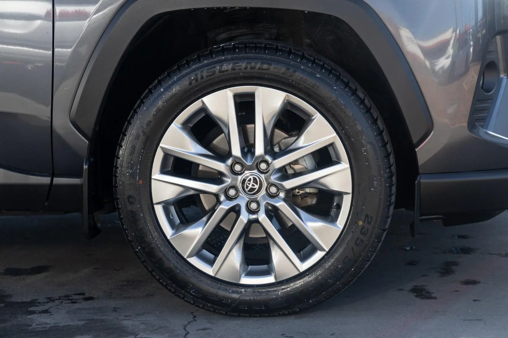 2021 Toyota RAV4 Gallery Image 23