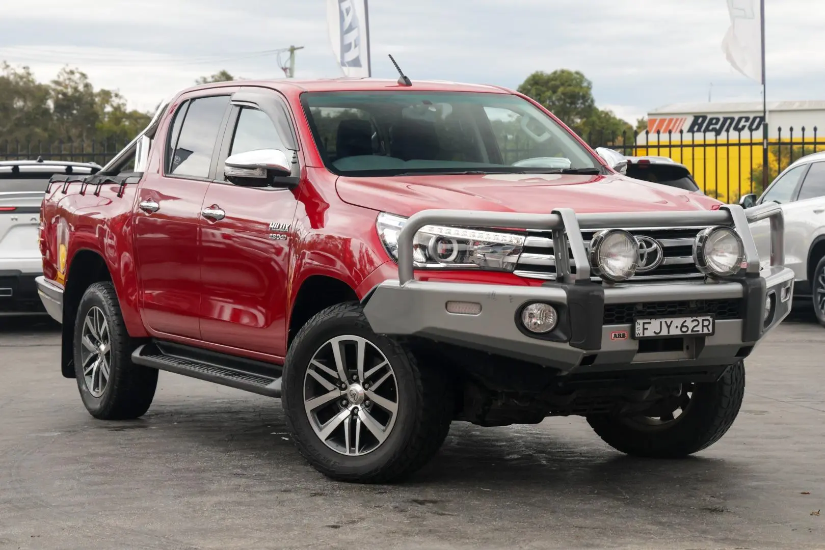 2016 Toyota Hilux Gallery Image 1