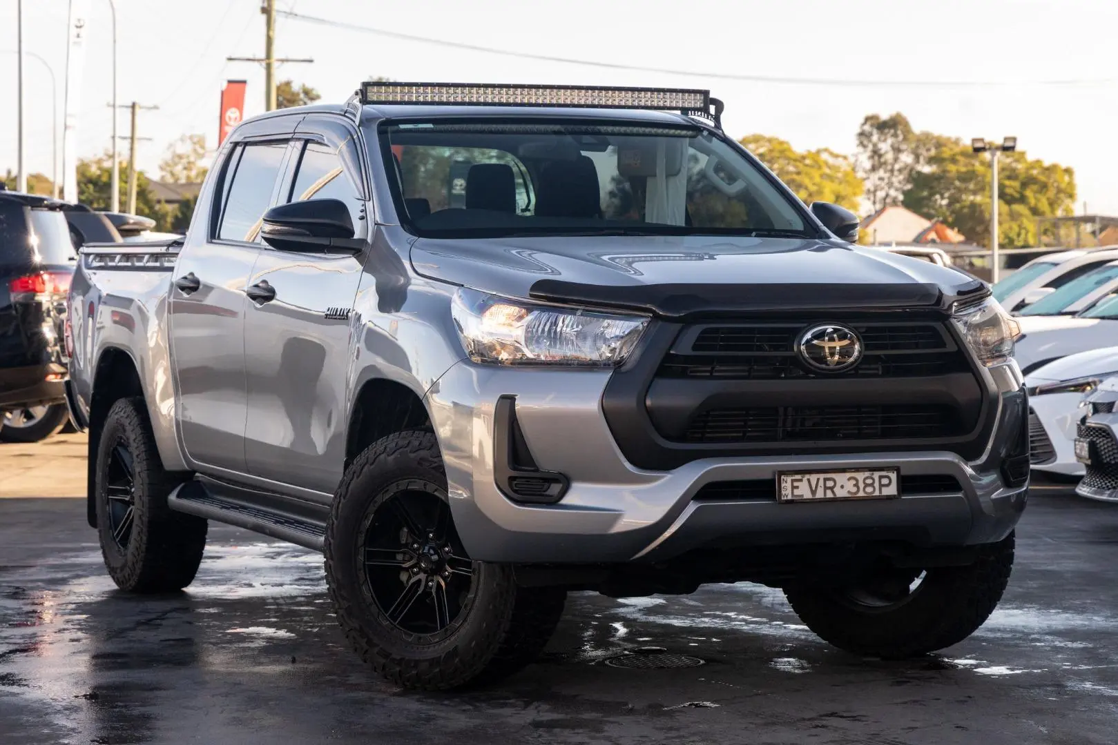 2022 Toyota Hilux Gallery Image 1