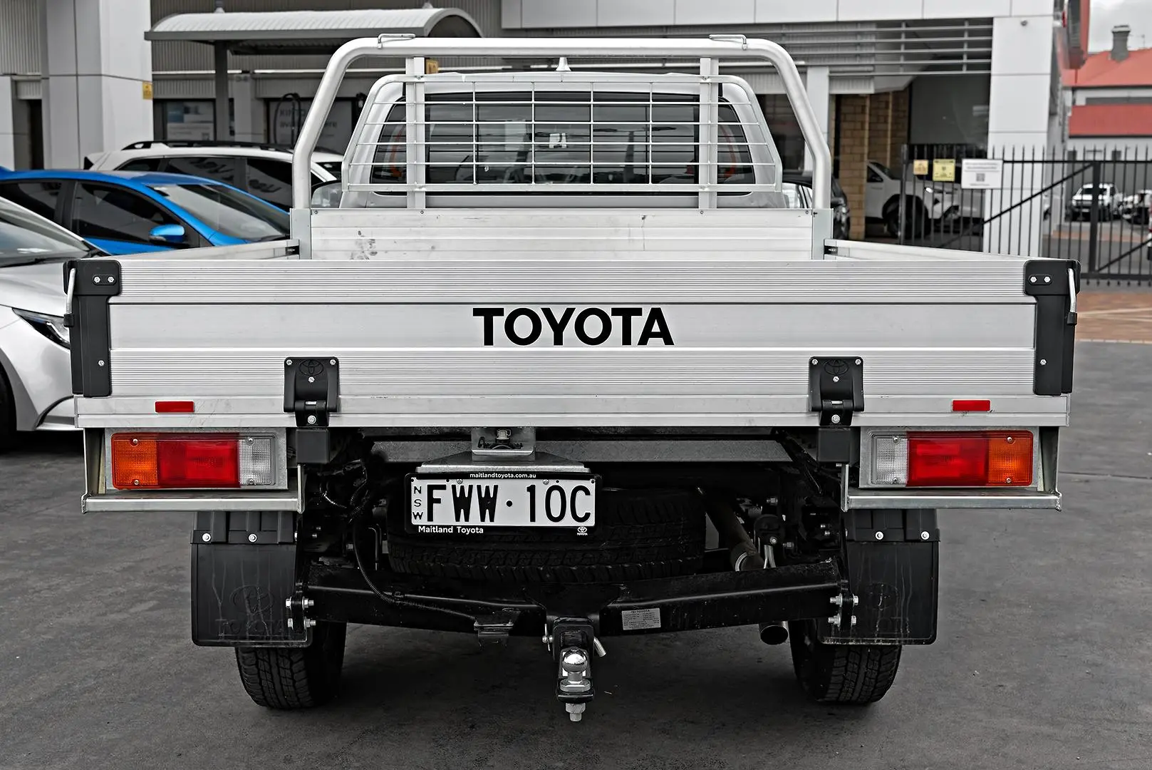 2025 Toyota Hilux Gallery Image 5