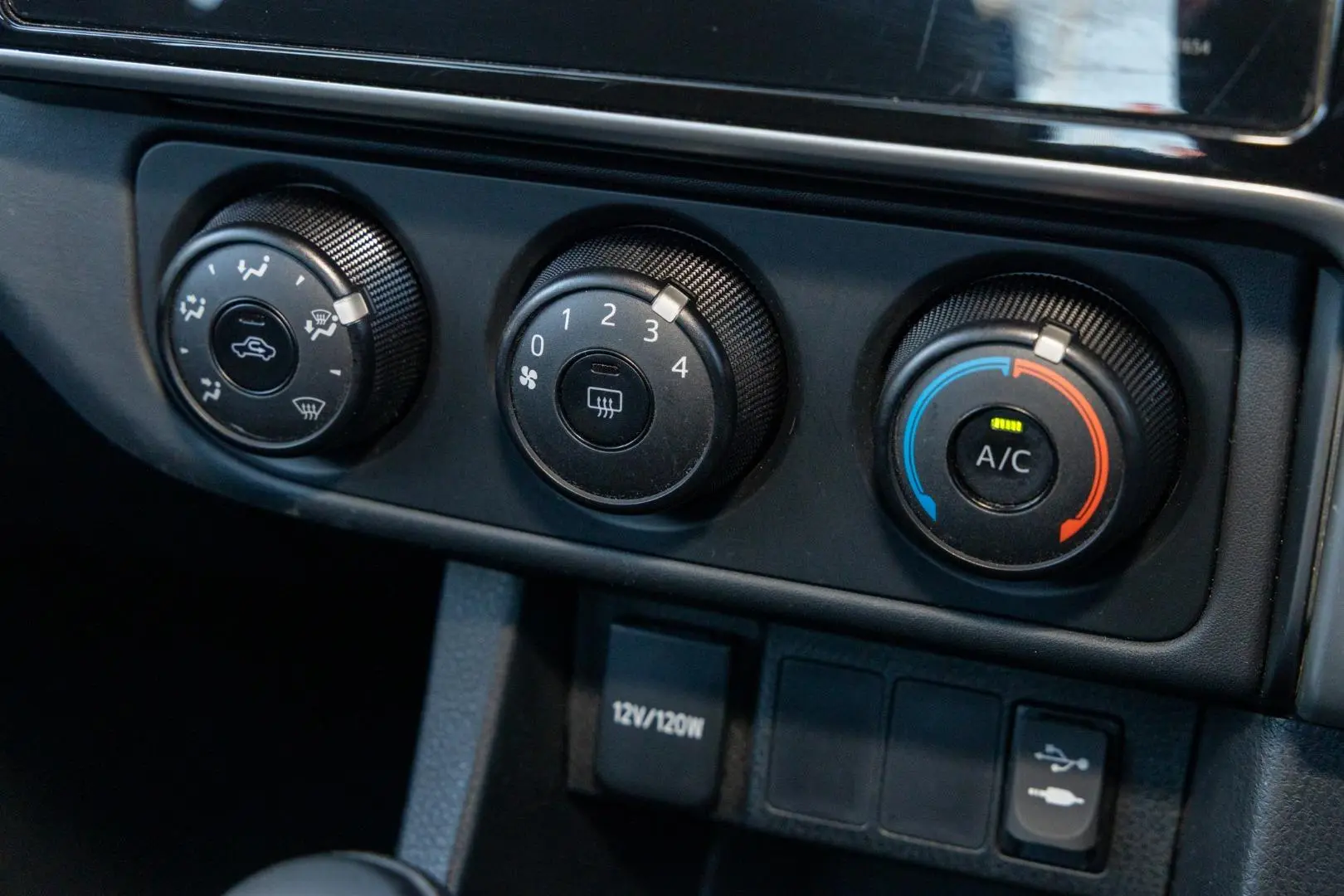 2018 Toyota Corolla Gallery Image 16