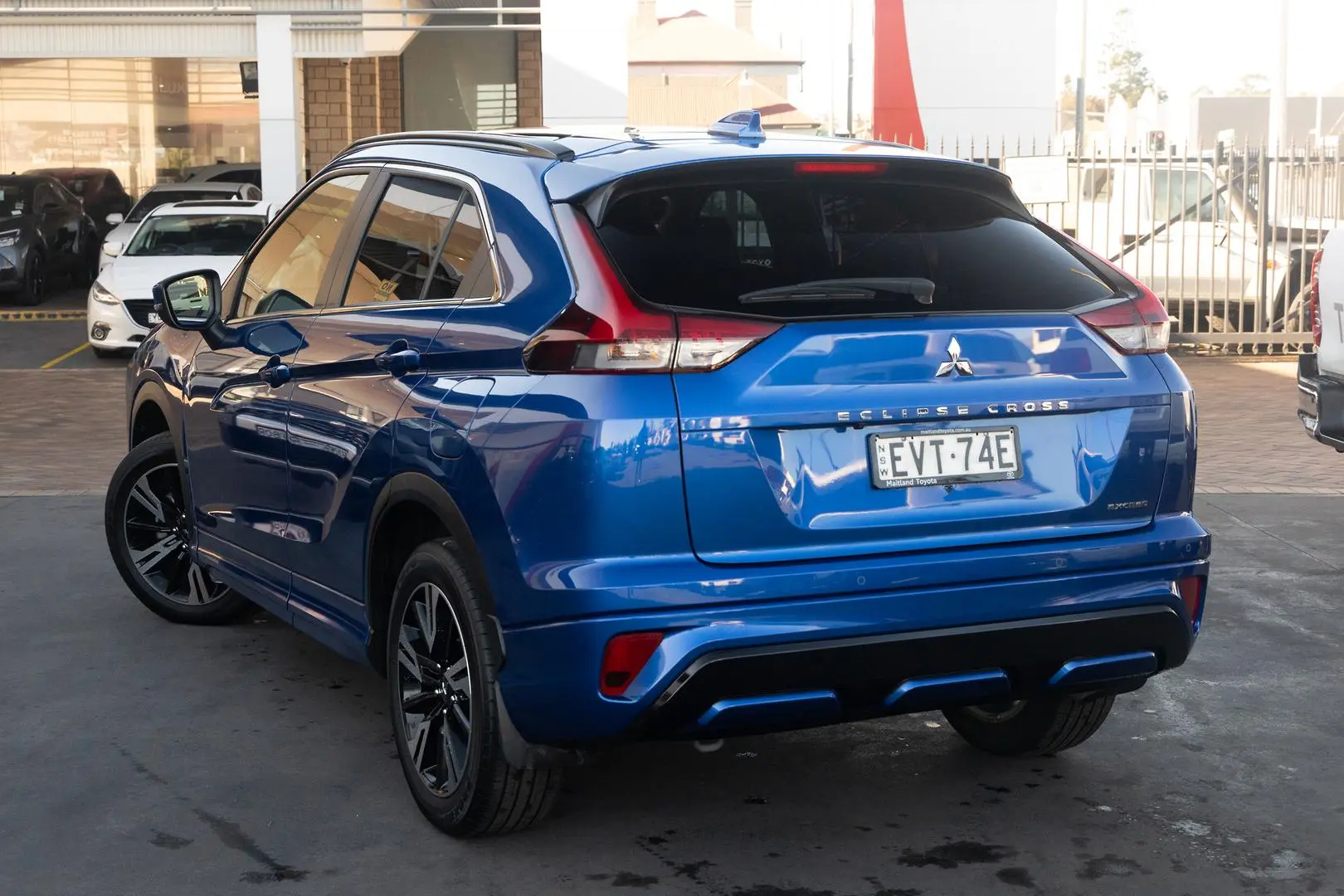 2022 Mitsubishi Eclipse Cross Gallery Image 2