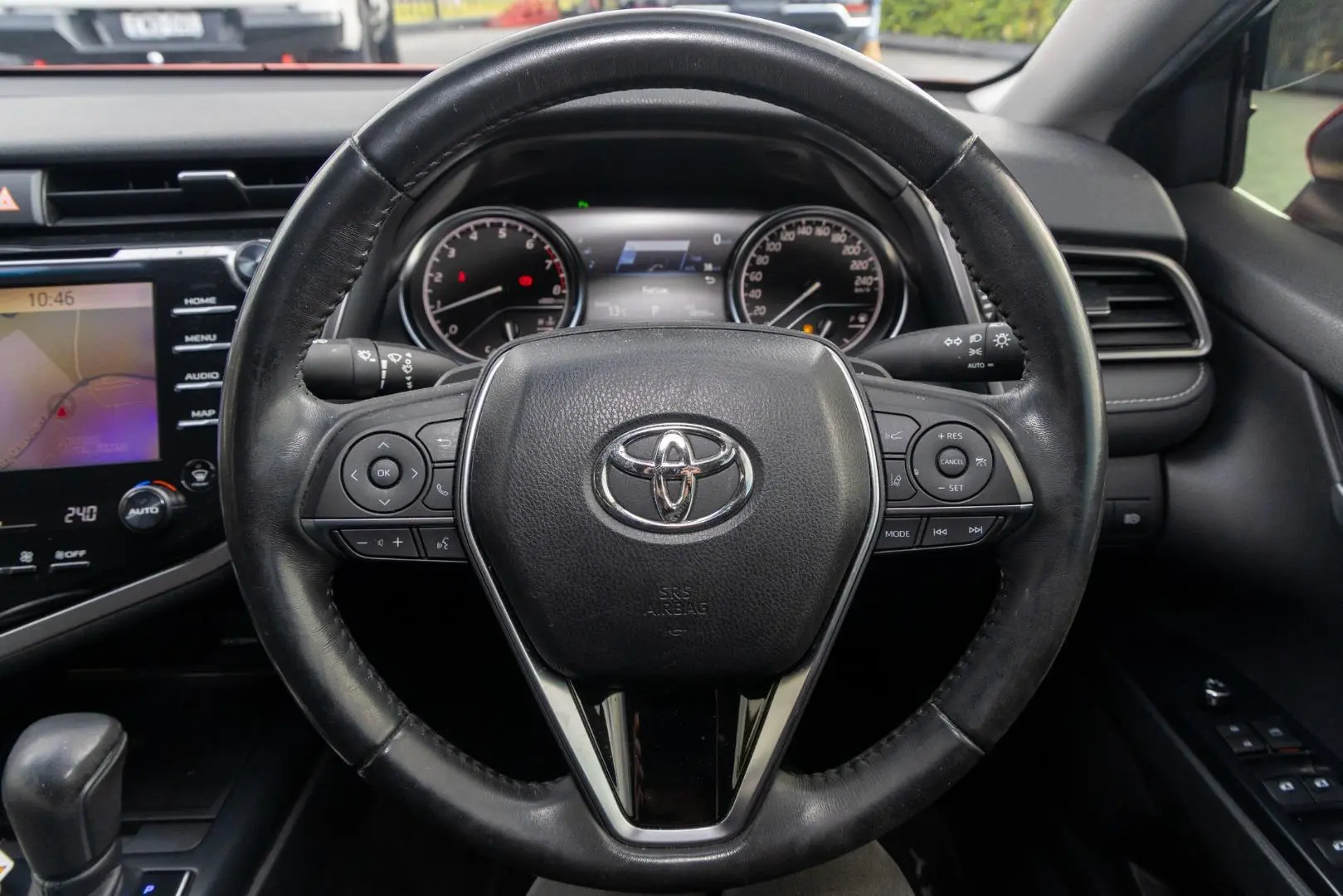 2019 Toyota Camry Gallery Image 10