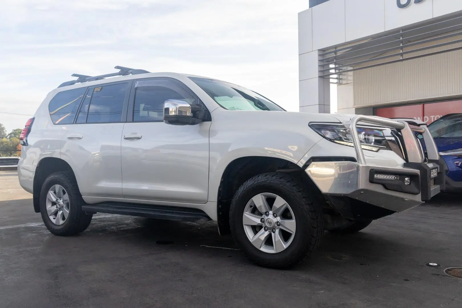 2019 Toyota Landcruiser Prado Gallery Image 3