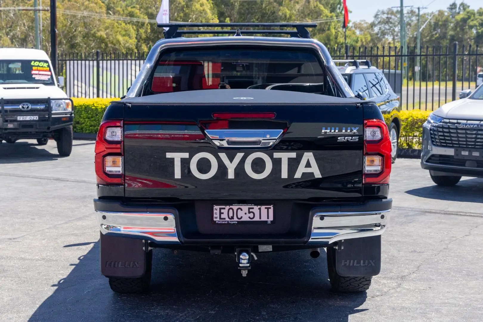 2021 Toyota Hilux Gallery Image 5