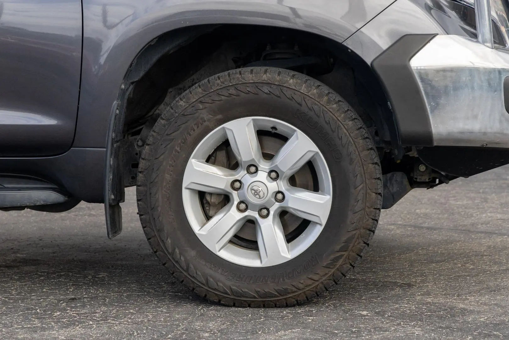 2014 Toyota Landcruiser Prado Gallery Image 22
