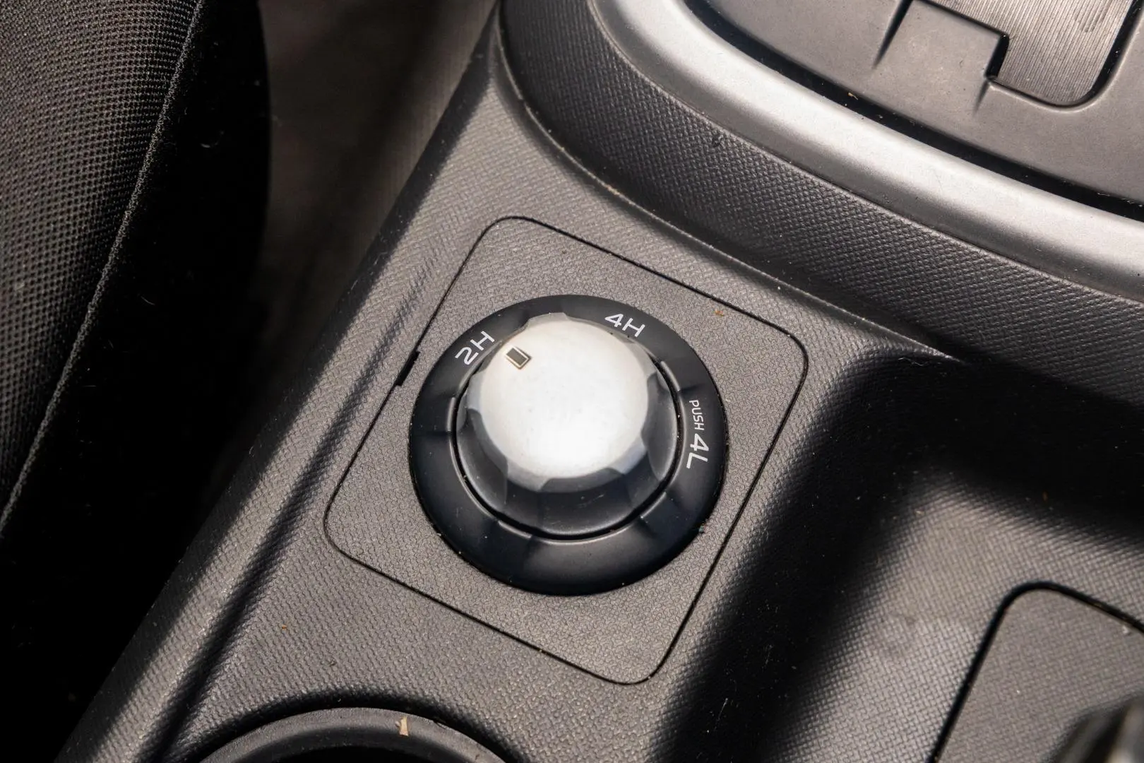 2019 Isuzu D-MAX Gallery Image 18
