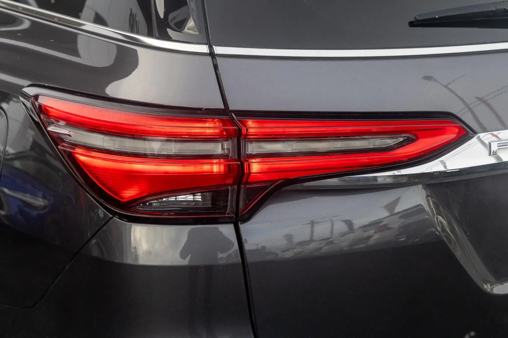 2022 Toyota Fortuner Gallery Image 20