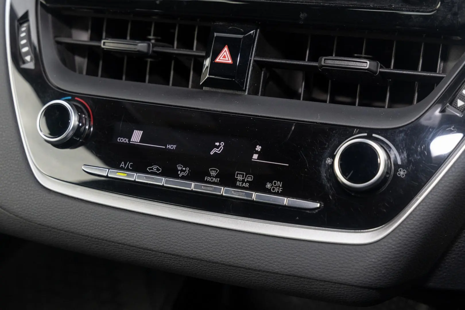 2021 Toyota Corolla Gallery Image 16