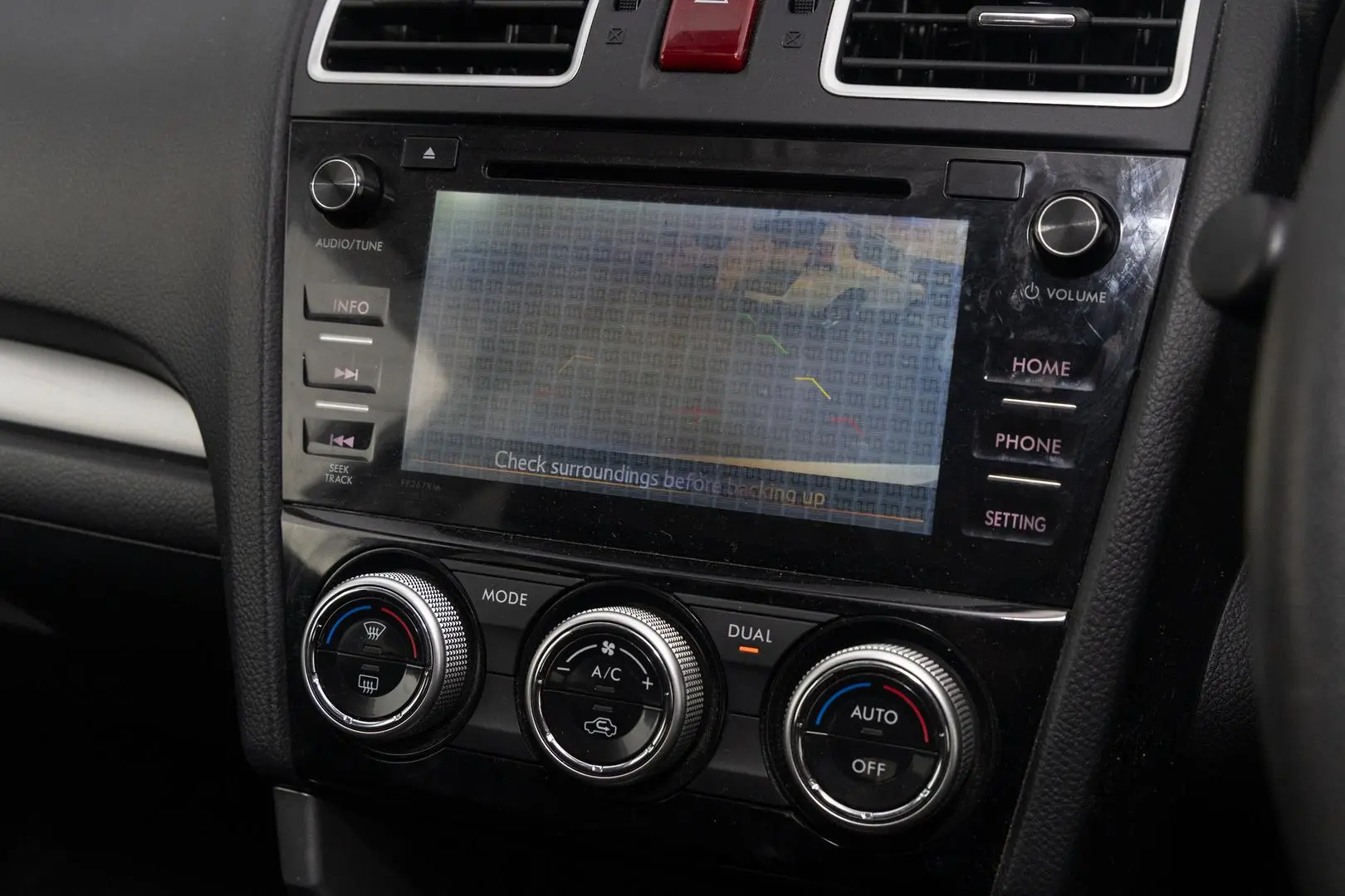 2015 Subaru Forester Gallery Image 16