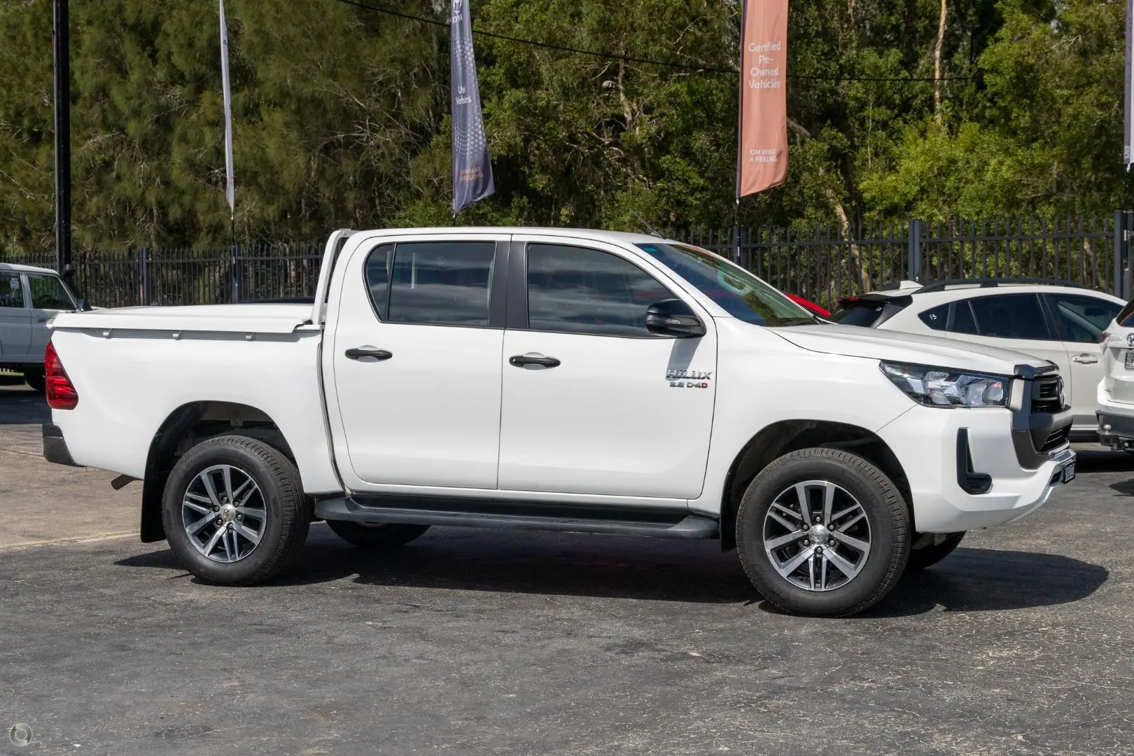 2020 Toyota Hilux Gallery Image 3