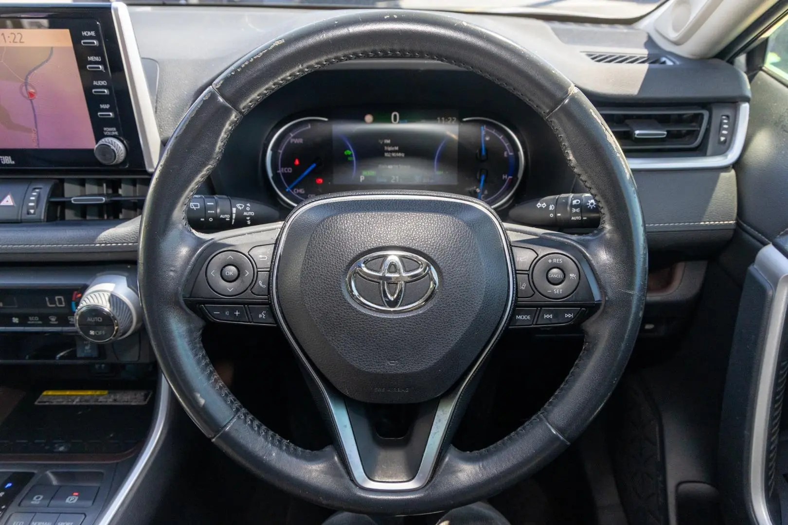 2019 Toyota RAV4 Gallery Image 10